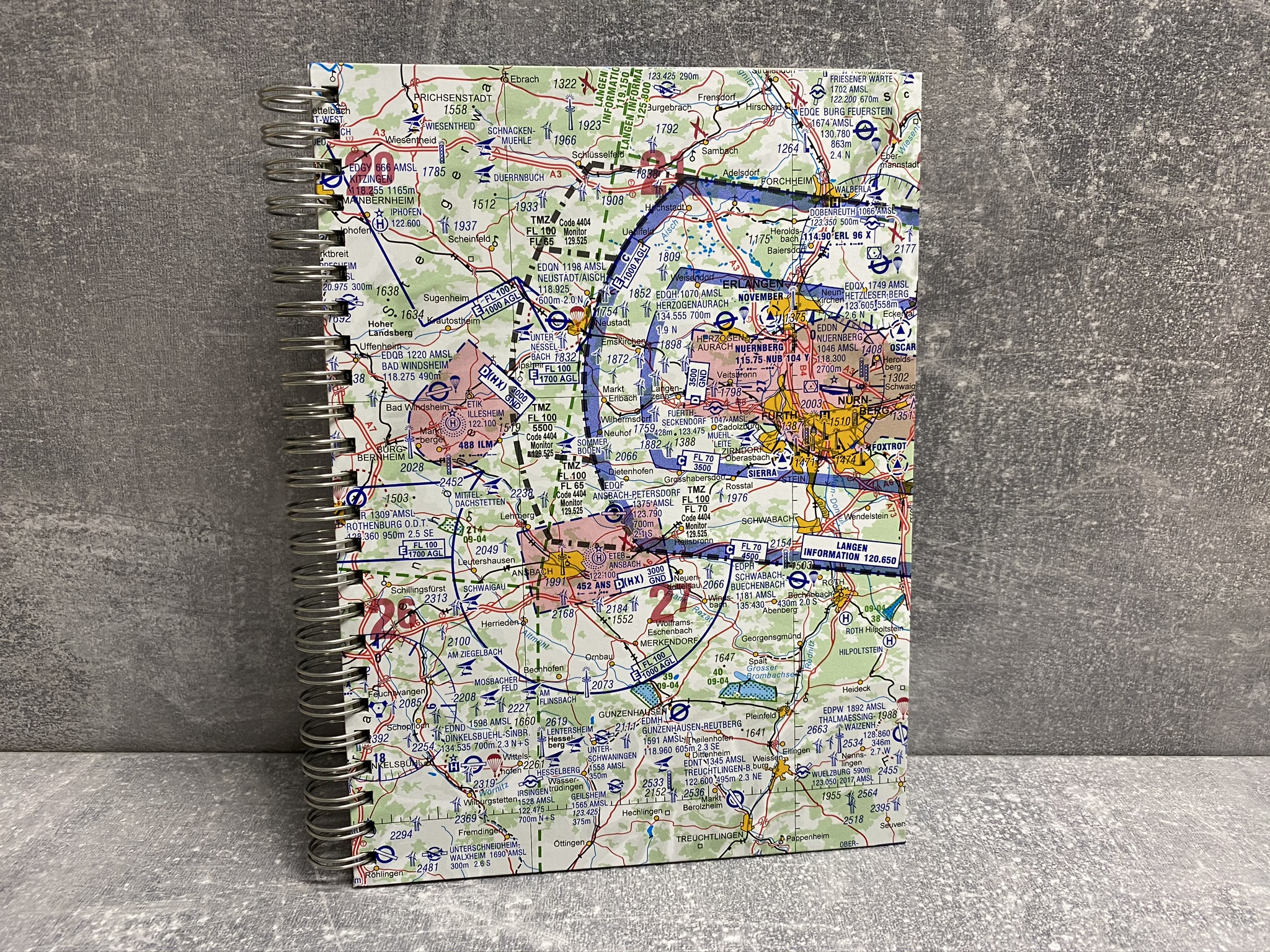 Notizbuch im ICAO-Kartendesign