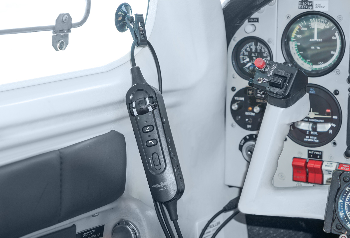 Design 4 Pilots Aviation Headset PM6
