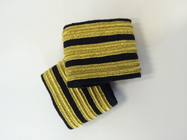 Schulter-Rang-Streifen 3er "First Officer", gold