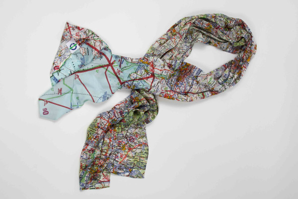 Scarf with print of the ICAO chart