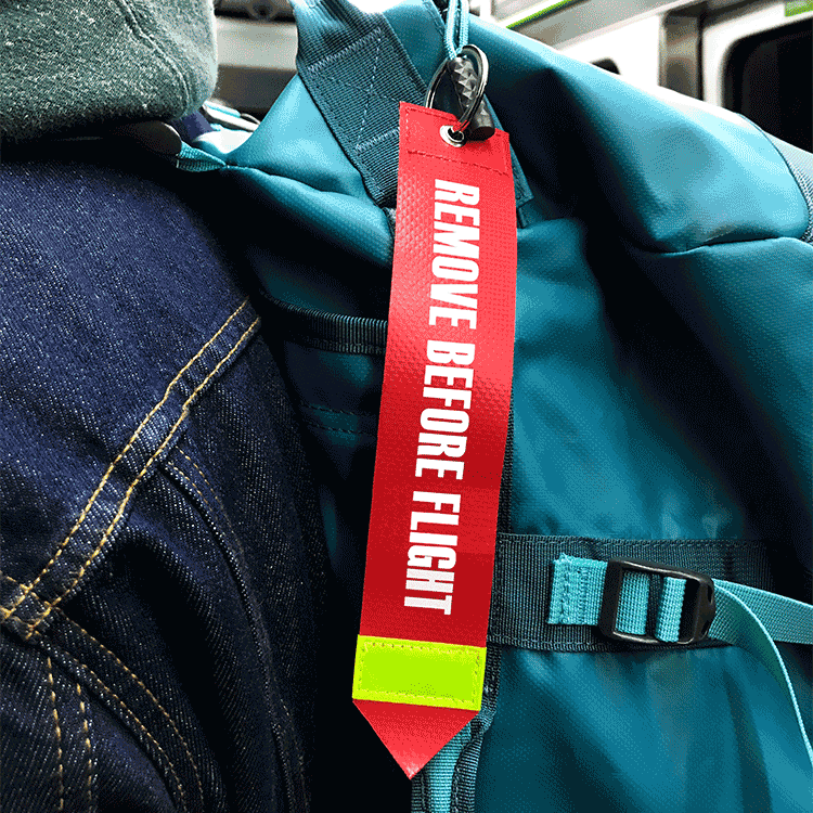 REMOVE BEFORE FLIGHT Schlüsselanhänger individuell mit Logo