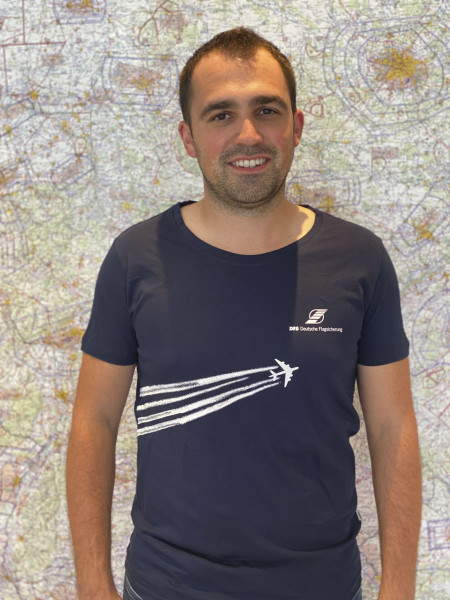 DFS Merch T-Shirt Herren mit Motiv Flugspuren